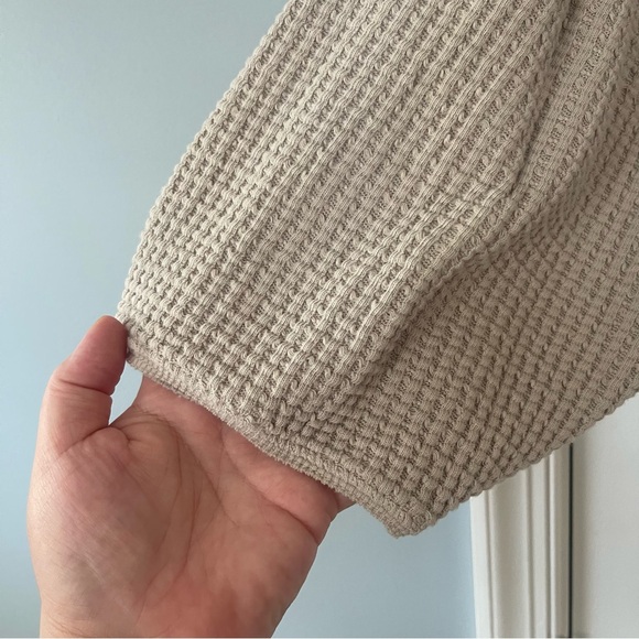 American Eagle AE Oversized Waffle V Neck Pullover XL - Picture 5 of 8